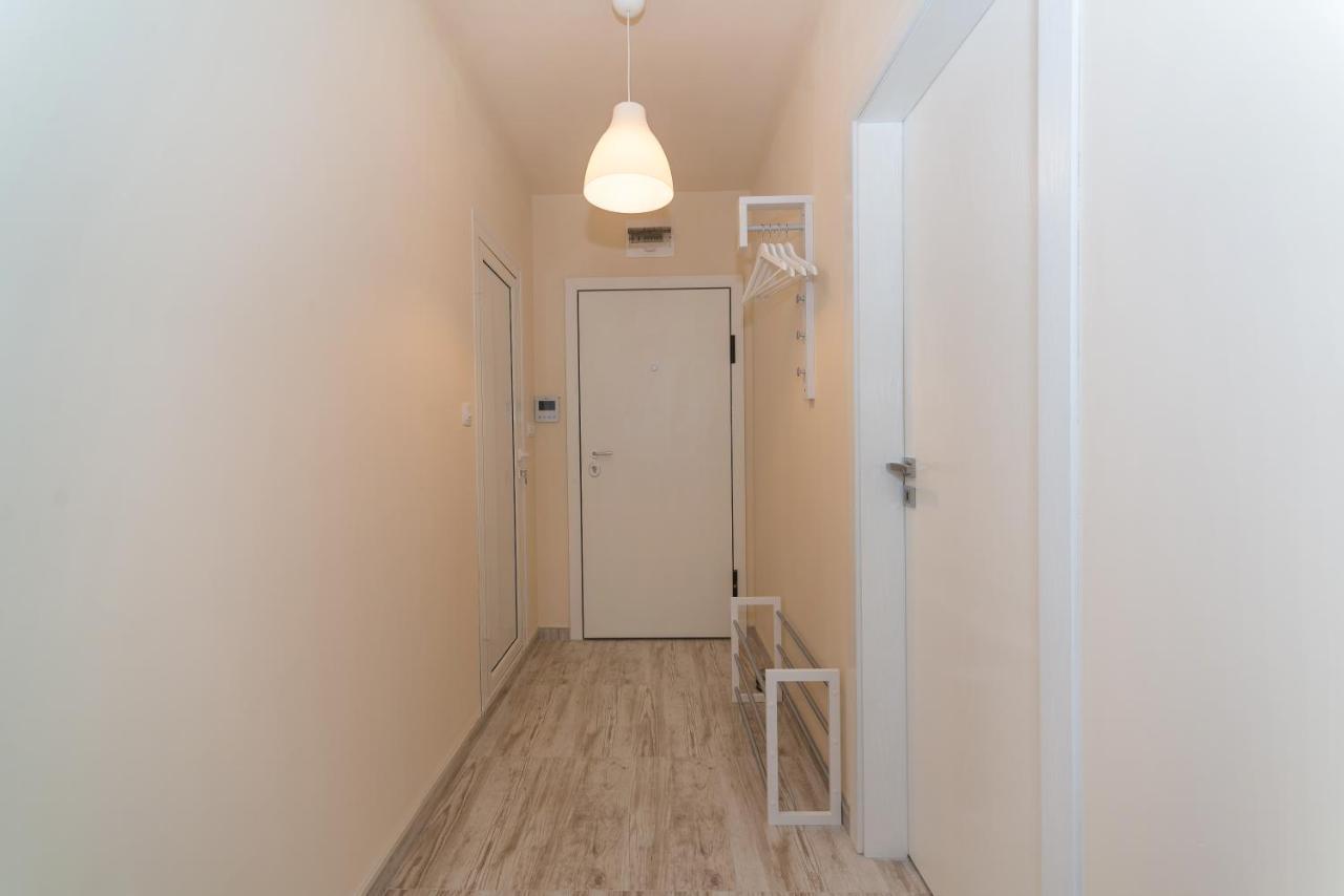 Alma Apartment - Stylish 1Bd Flat With Balcony By Flat Mаnager プロヴディフ エクステリア 写真